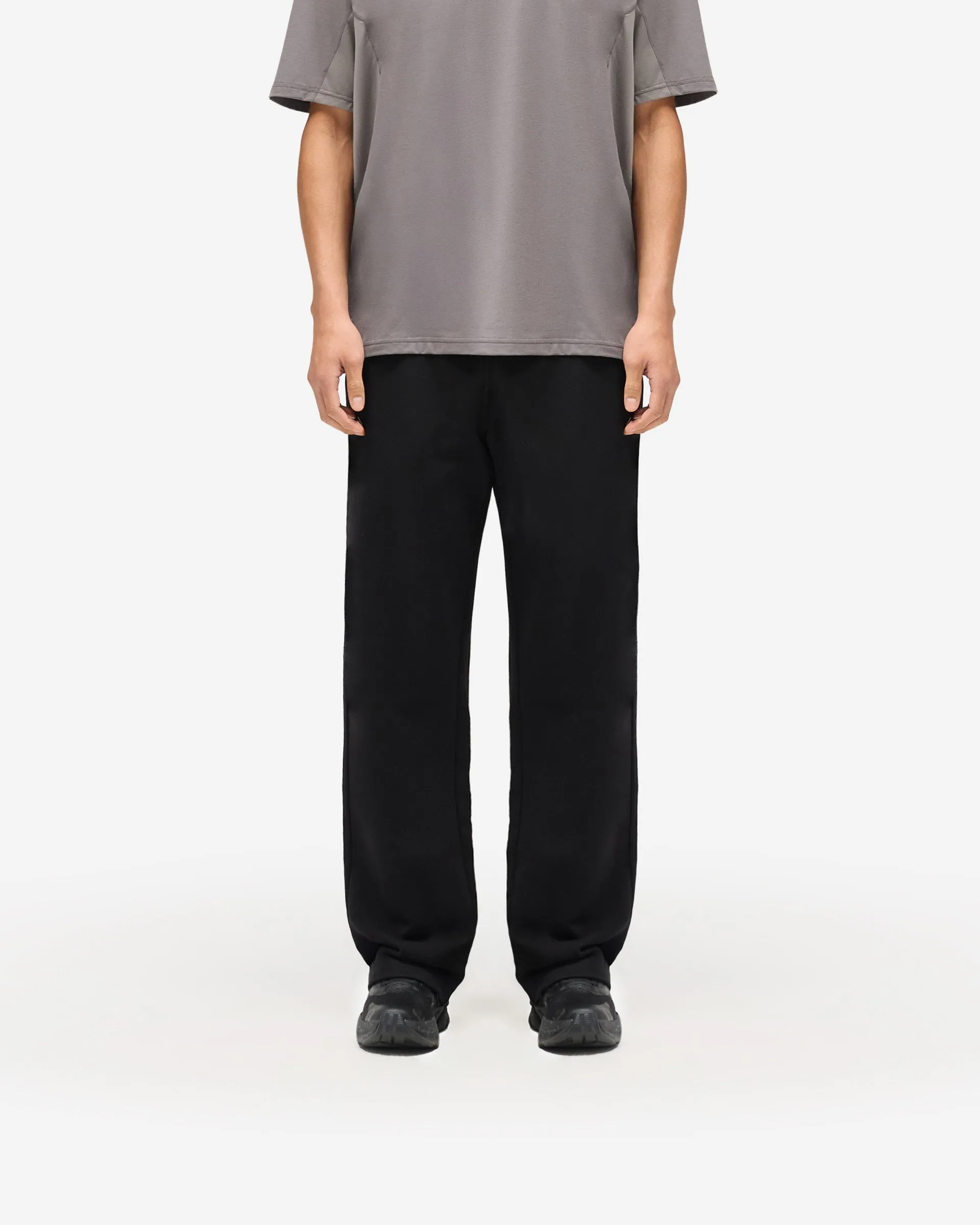 Distressed finish 247 Straight Leg Jogger - Jet Black