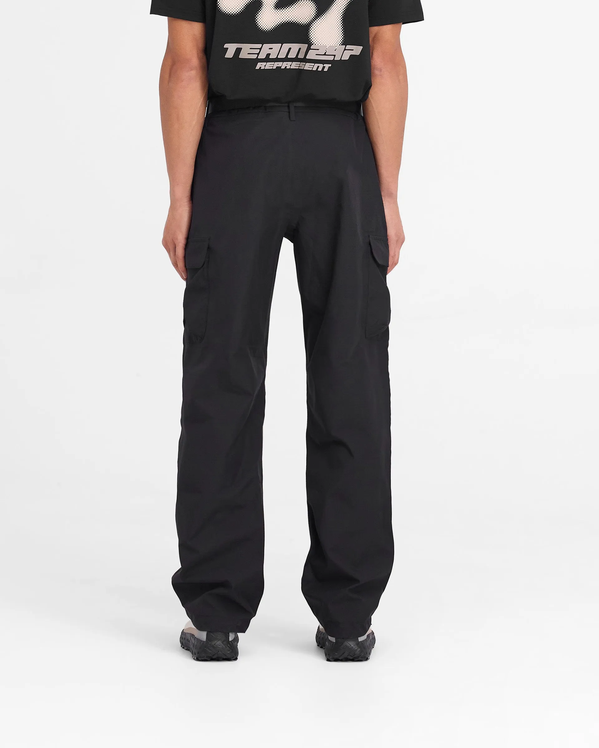 slim fit 247 Technical Cargo Pant - Black