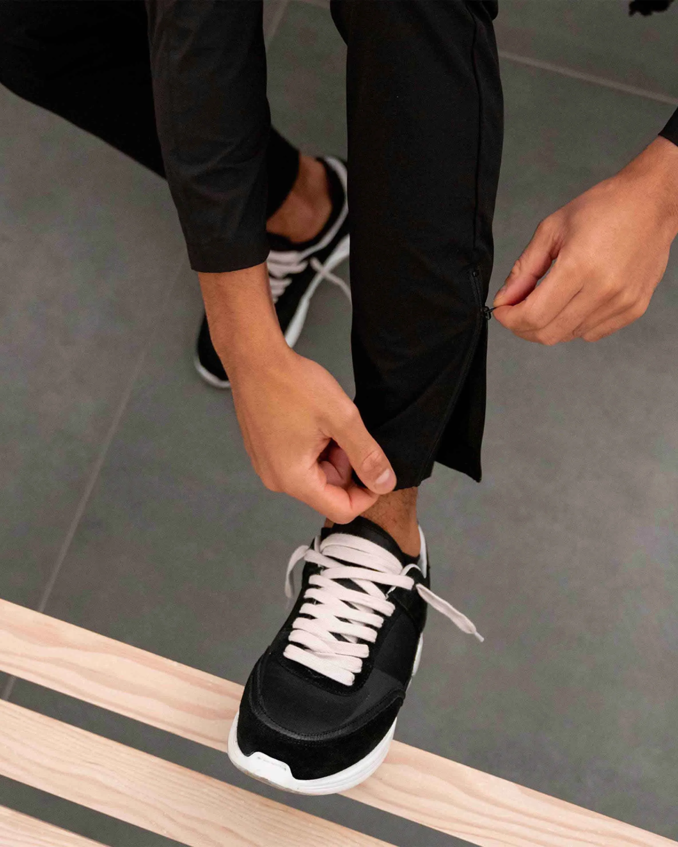 Comfort Fit 247 Zip Pant - Black