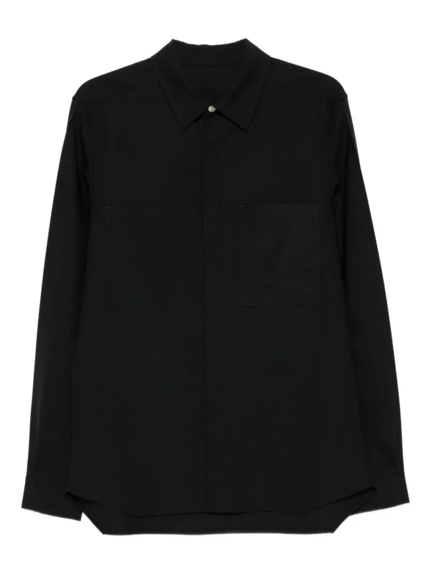 Classic Collar Black Shirt With Dual Front Pockets Casual Look