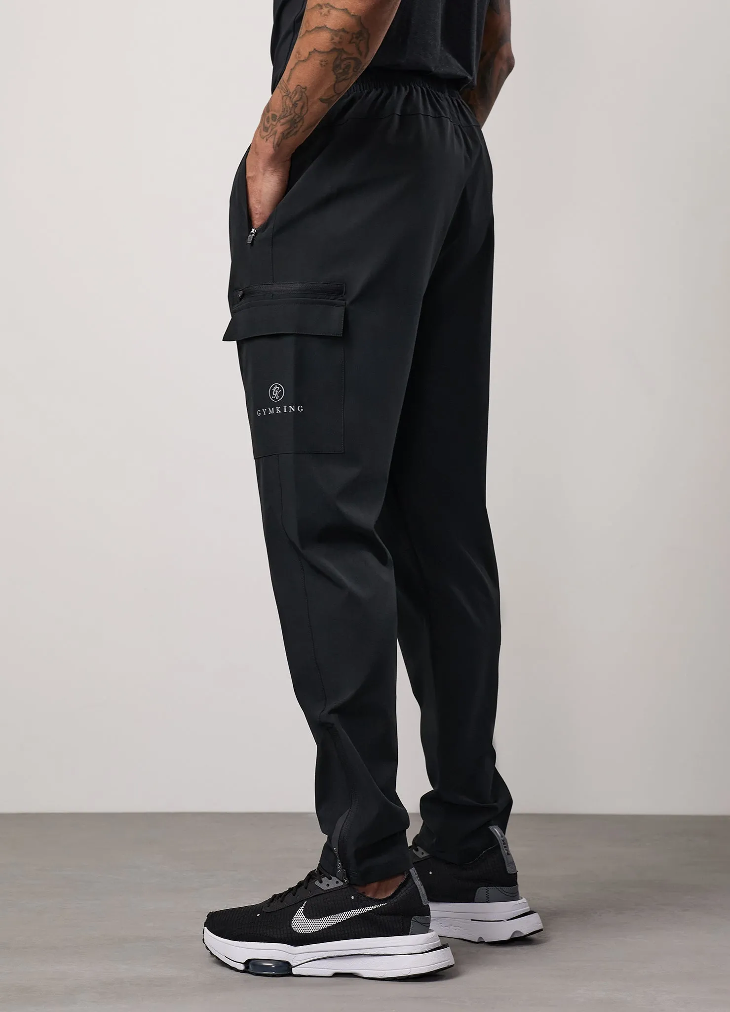 Multi Pocket Design Quick-Dry Fabric Gym King Pro Woven Cargo - Black