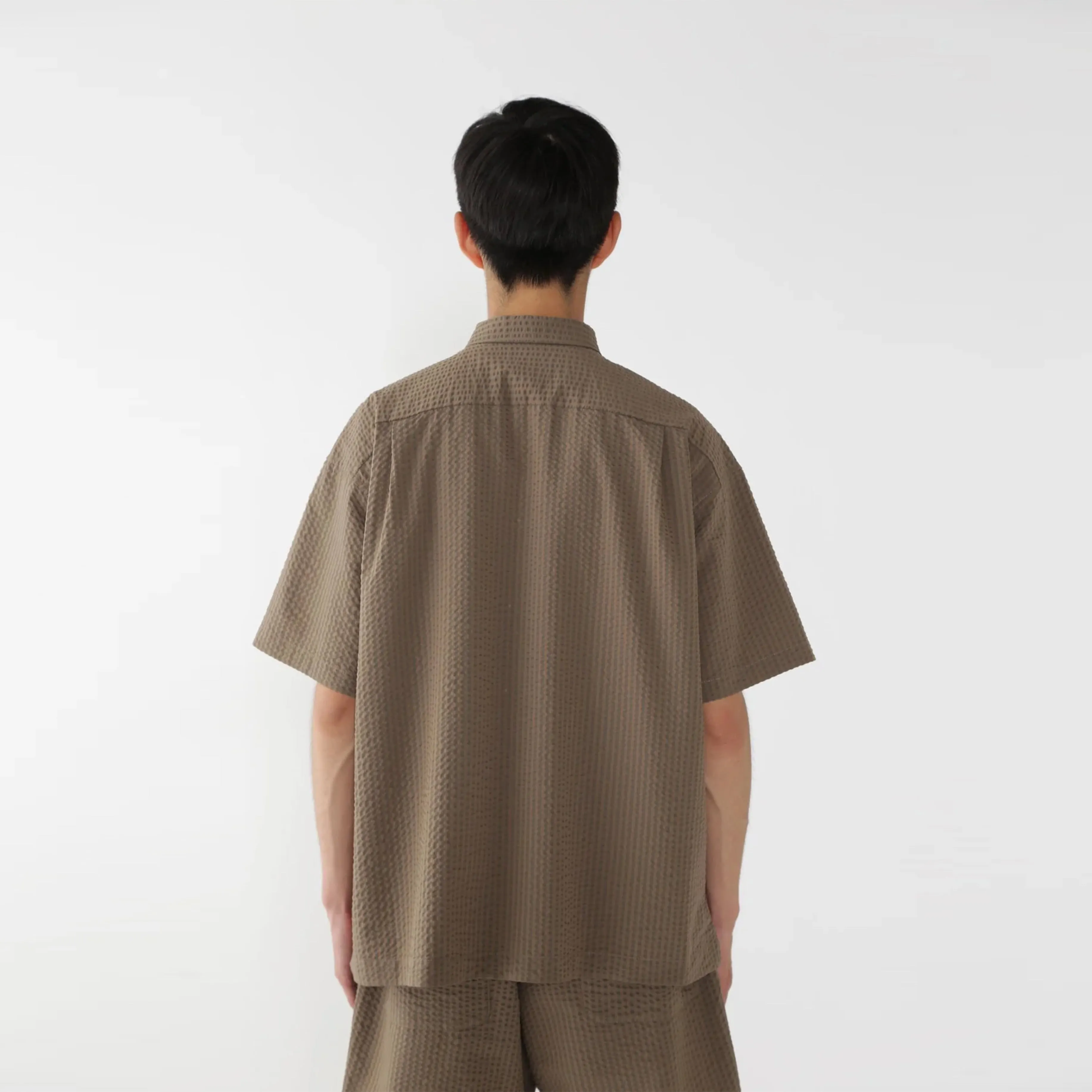 And Wander Dry Soft Seersucker S/S Shirt Beige Sophisticated Look