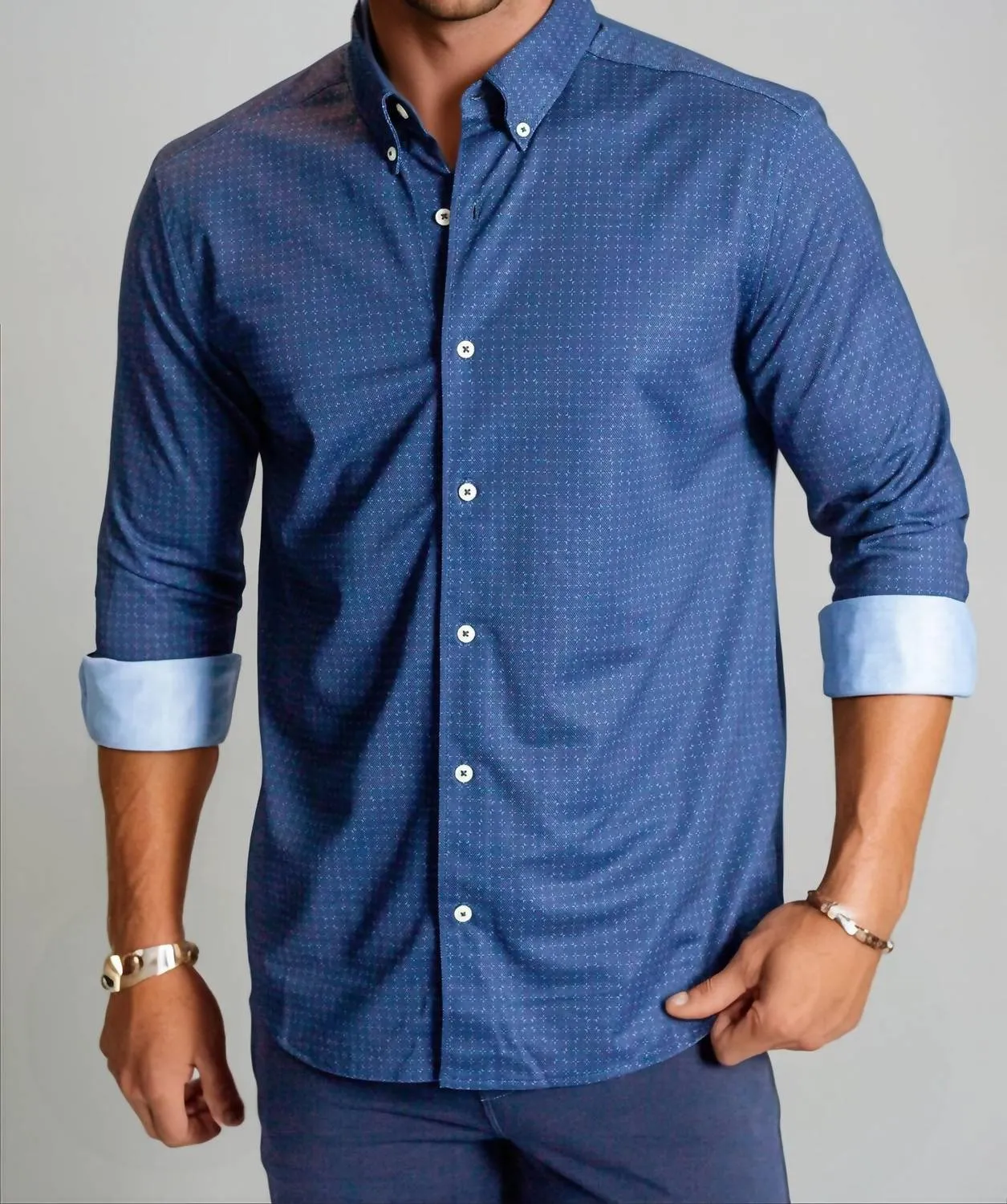 Subtle Details Easy Comfort Kensington Long Sleeve Button-Down Tech Shirt In Navy
