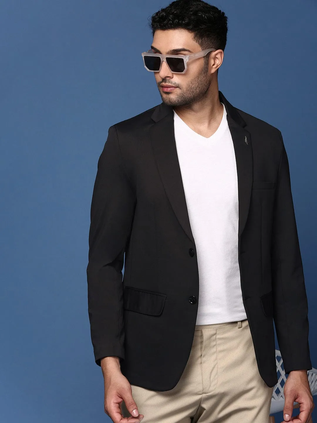 Non Bulky Design Men's Black Slim Fit Single Breasted Blazer