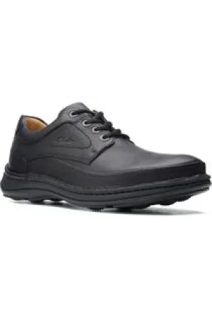 Body Align Clarks Nature Three in Black leather