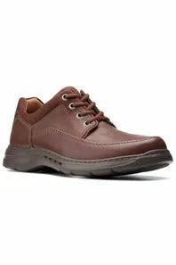 Smooth Soles Flexible Fit Frequent Travelers Clarks Un Brawley Lace mahogany