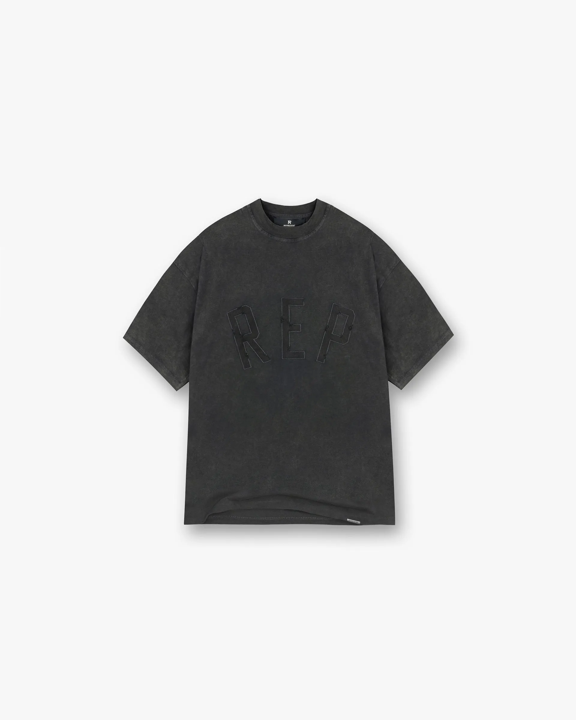Essential Top Rep Applique T-Shirt - Vintage Black