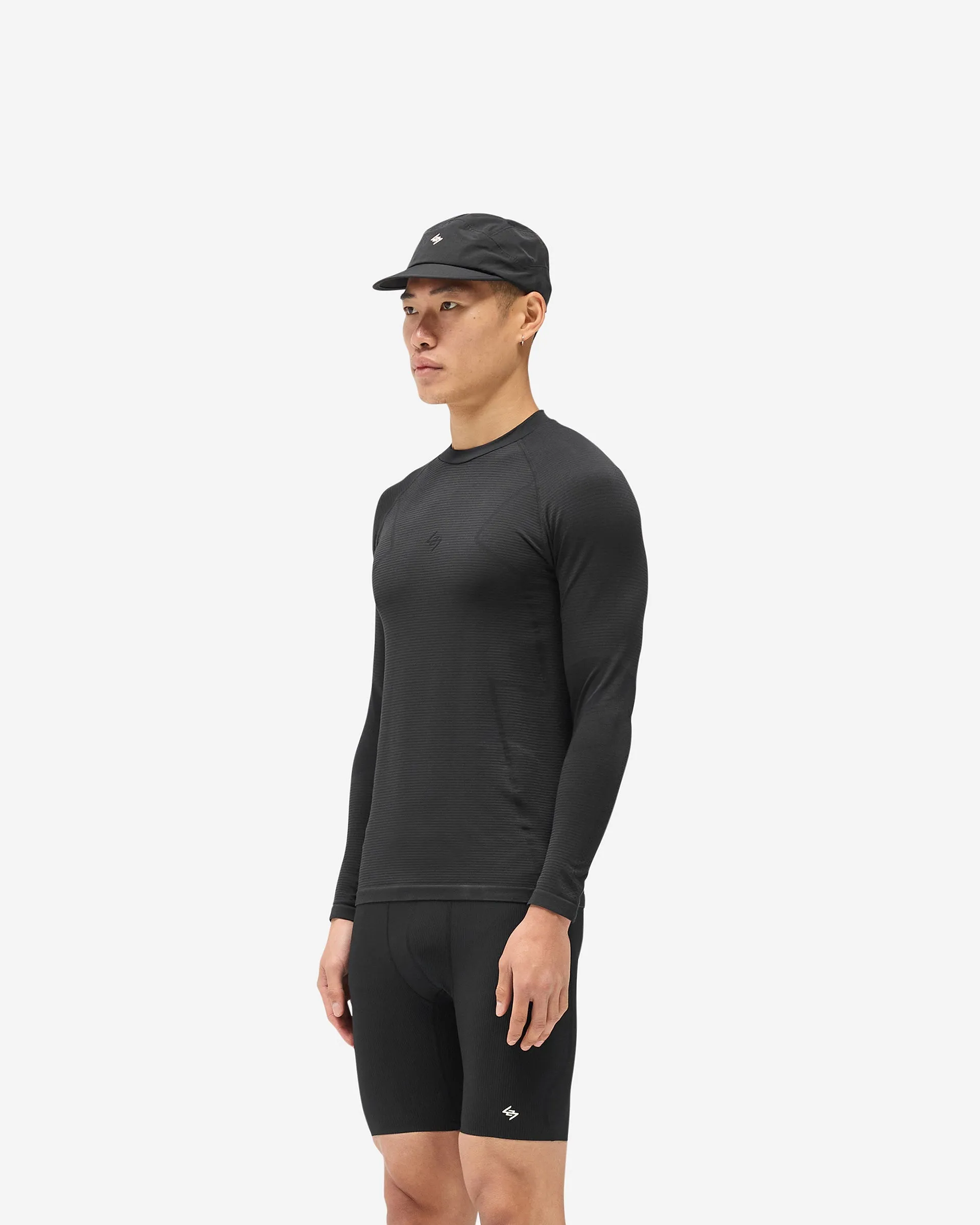 Flexible Neckband 247 Uprising Long Sleeve Seamless T-Shirt - Black