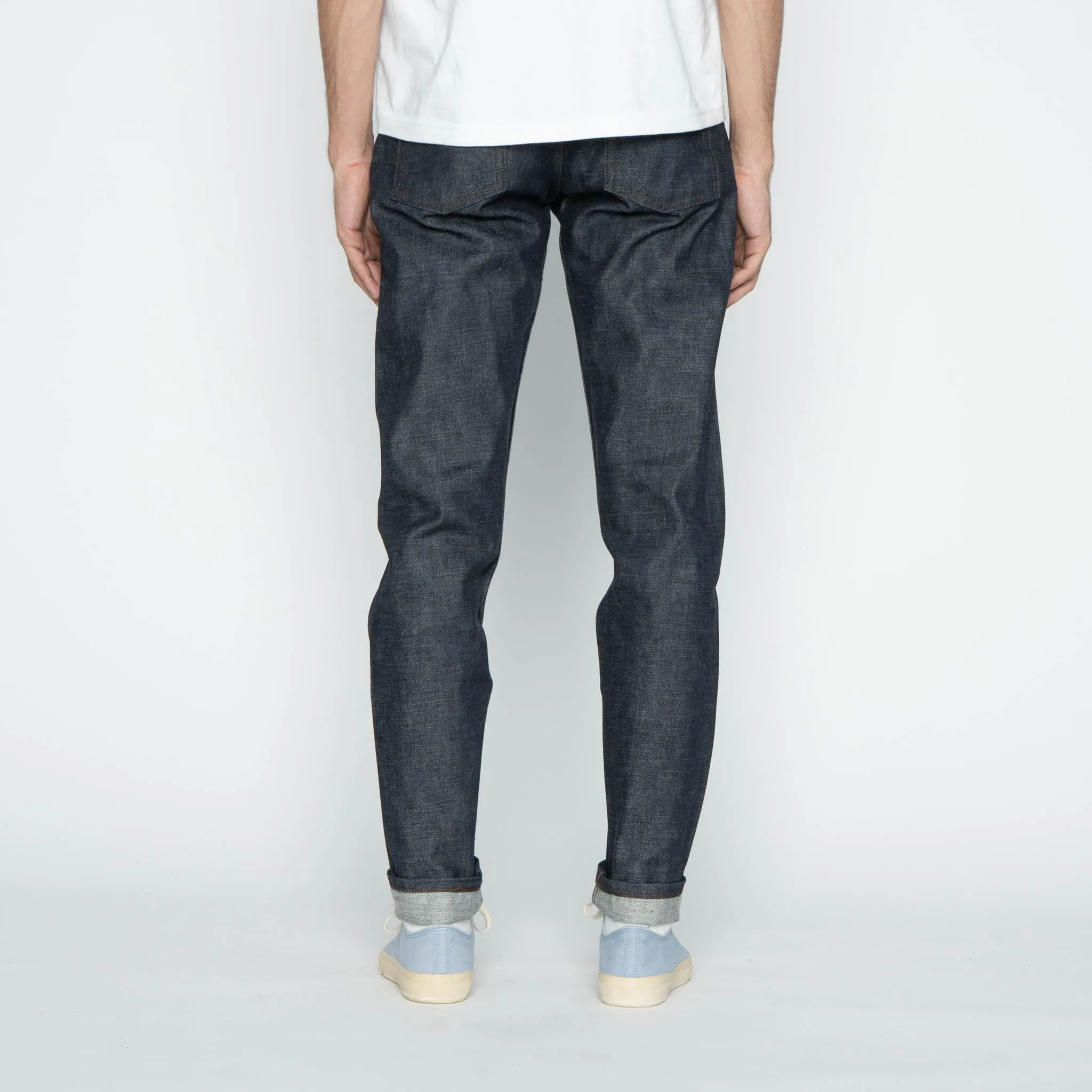 Weekend Style Outdoor Adventure Easy Guy   -   Forbidden Fruit Selvedge