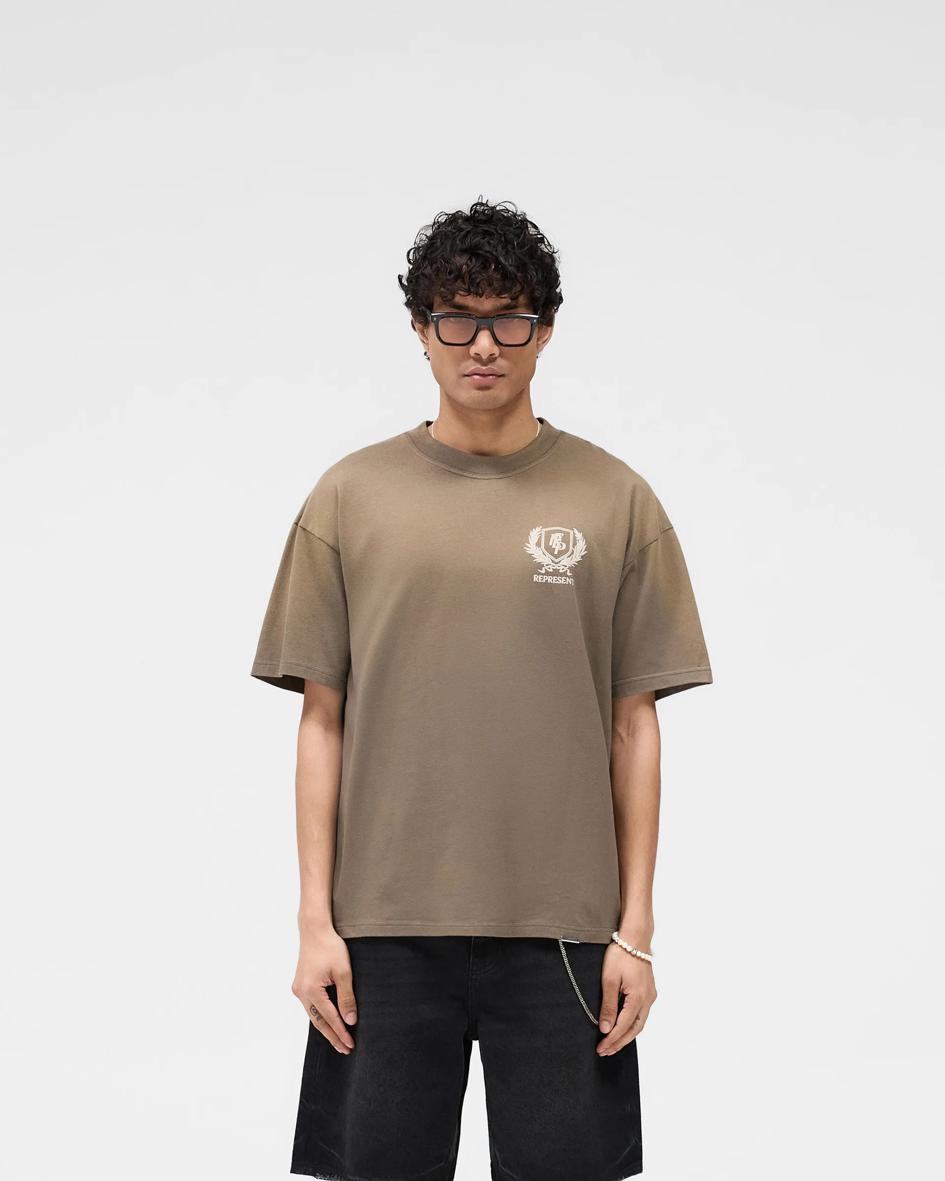 Crest T-Shirt - Dark Taupe Versatile Design