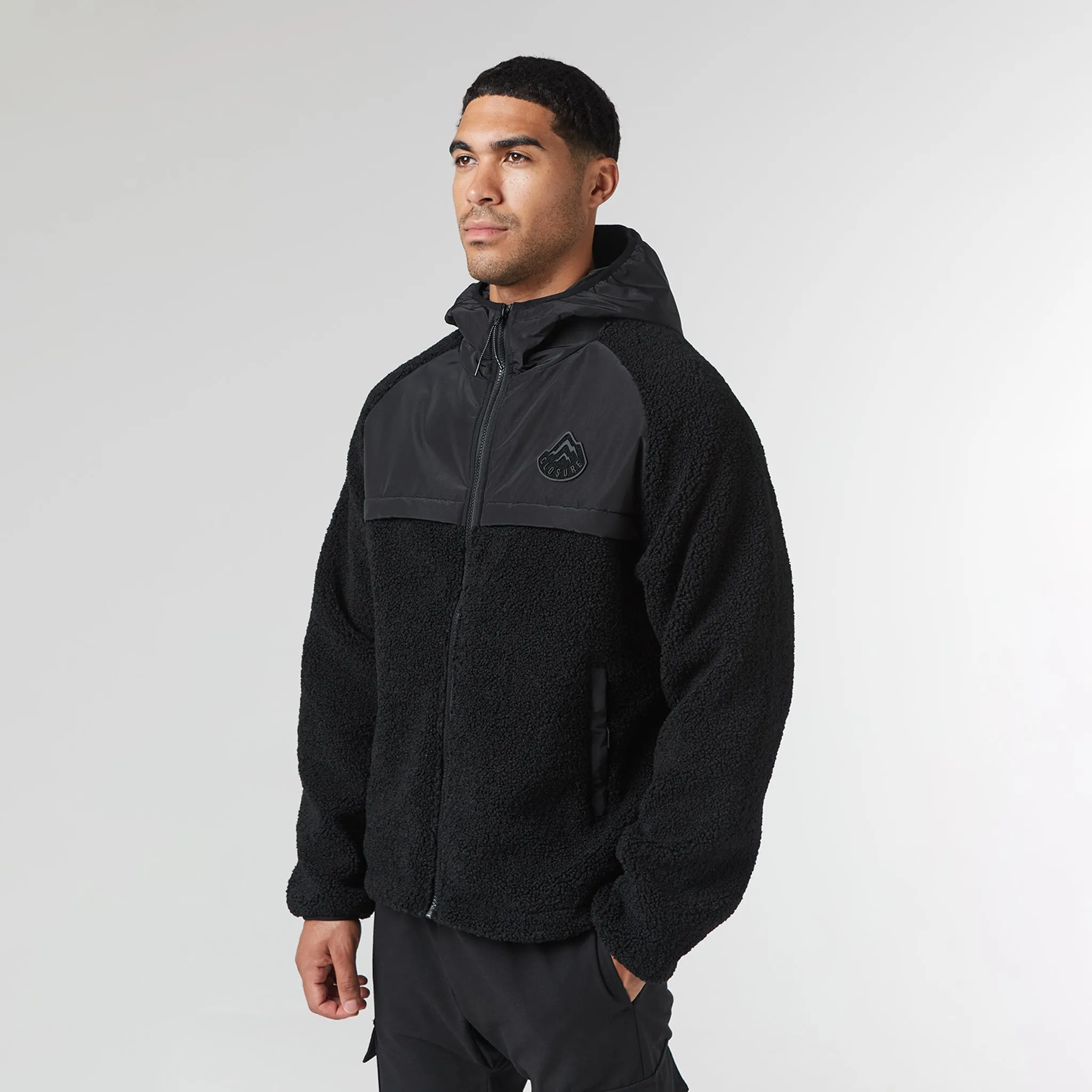 Double Layered Hood Crinkle Borg Panel Jacket | Black