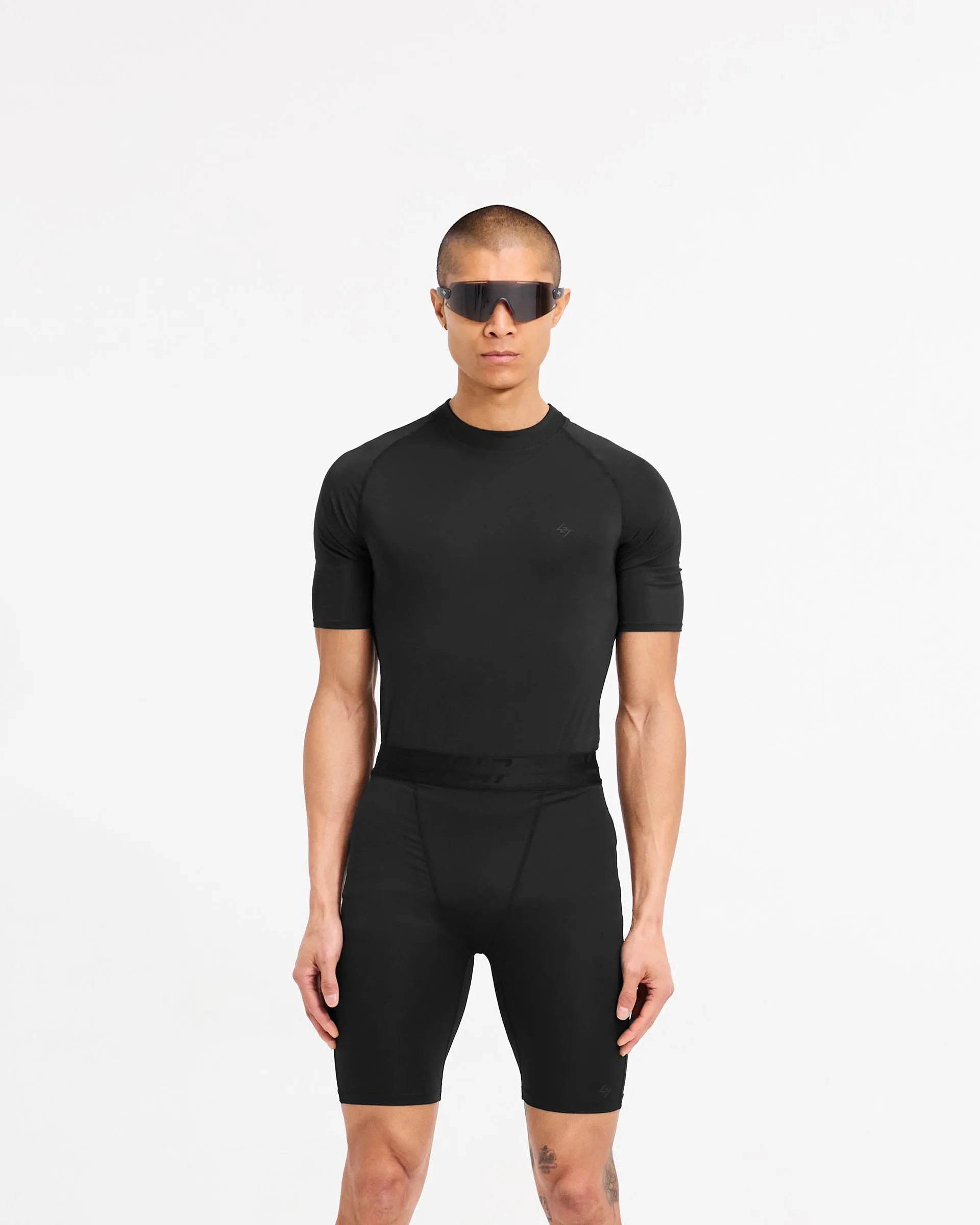 247 Compound T-Shirt - Black Effortless Fashion