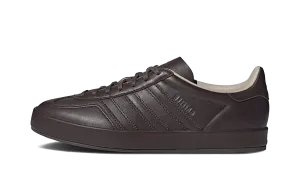 Gazelle Indoor "Luxe Pack Dark Brown" Textured Surface