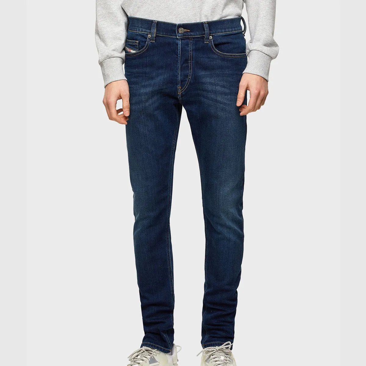 Diesel - D-Luster 009ML Slim Jeans in Blue City Life Style