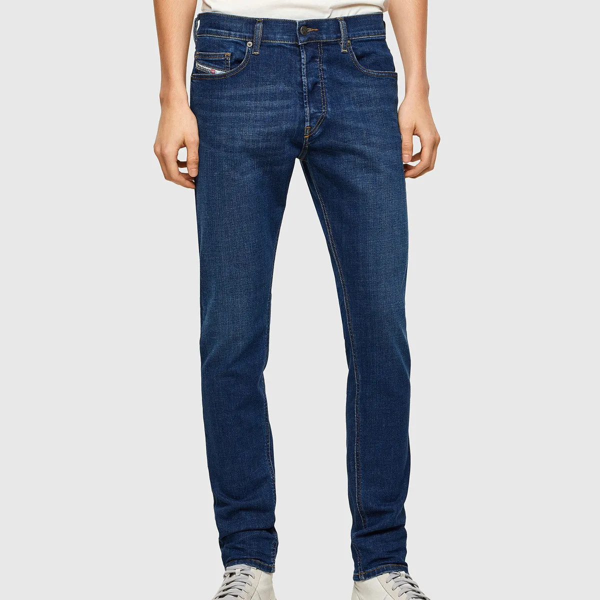 Diesel - D-Luster 009NN Slim Jeans in Blue Outdoor Enthusiast Sunny Vibes Teen Outfit Abrasion Resistant Surface