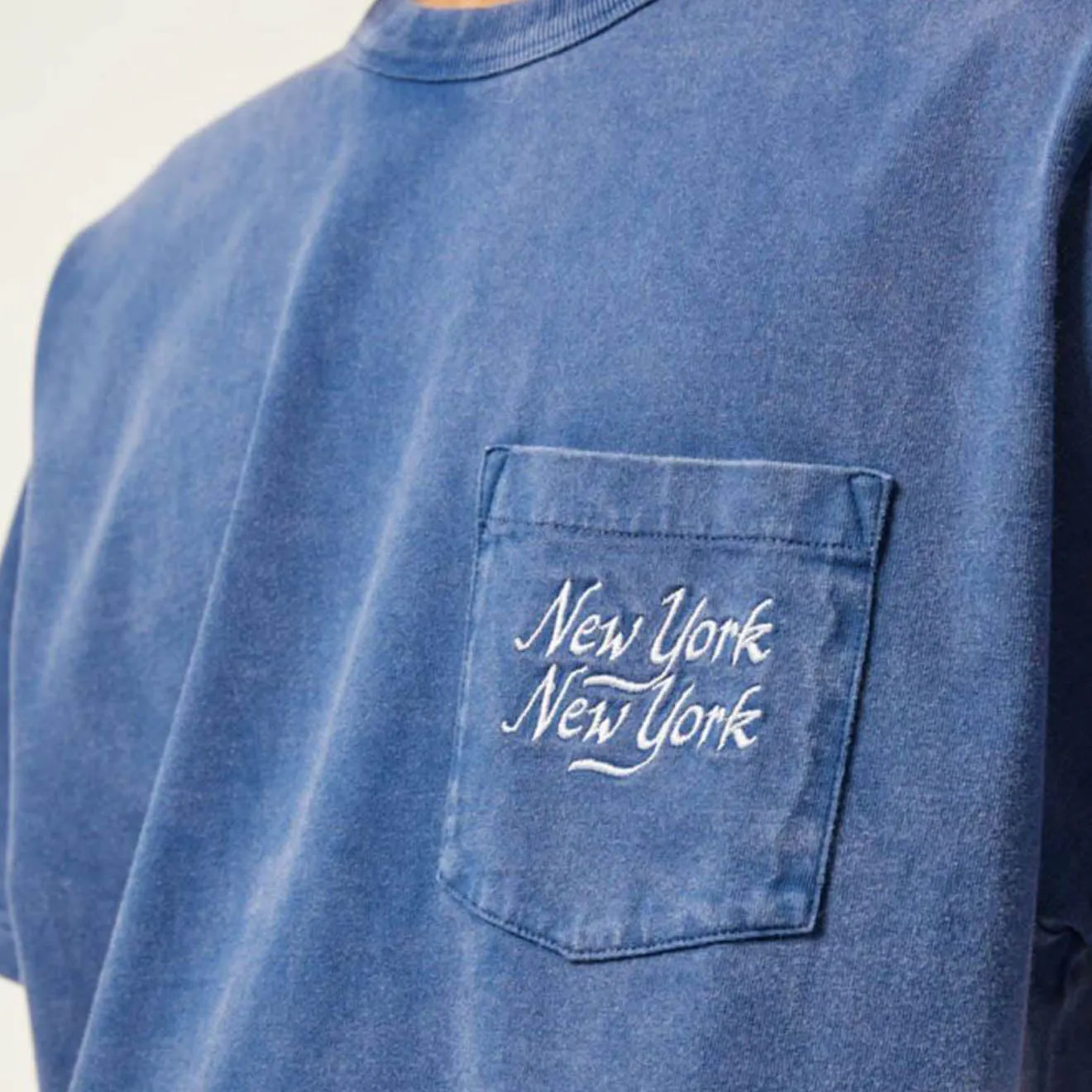 No Shrink Fabric Corridor Organic NY Script Tee Navy