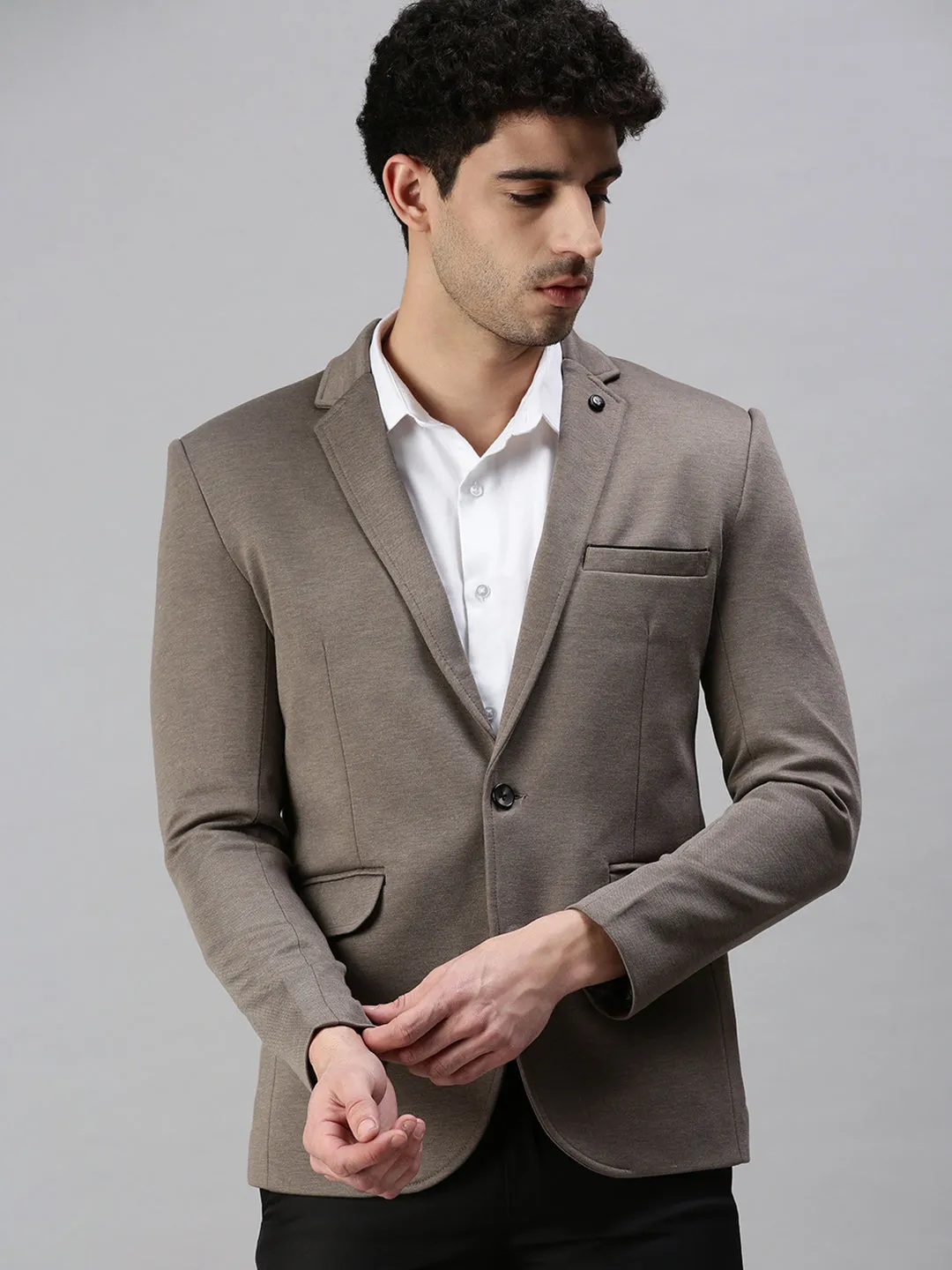 Men's Grey Solid Slim-Fit Single-Breasted Casual Blazers Pocket Details