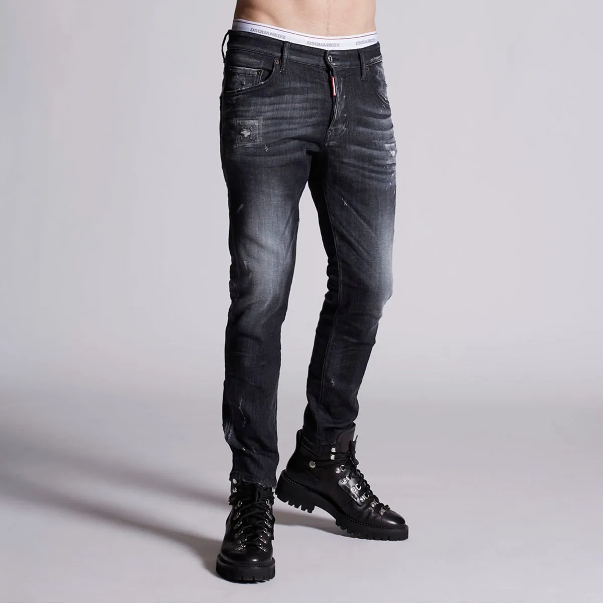 Seamless Waistband Finish Classic Wear Morning Stroll DSQUARED2 - Distressed Super Twinky Jeans in Grey