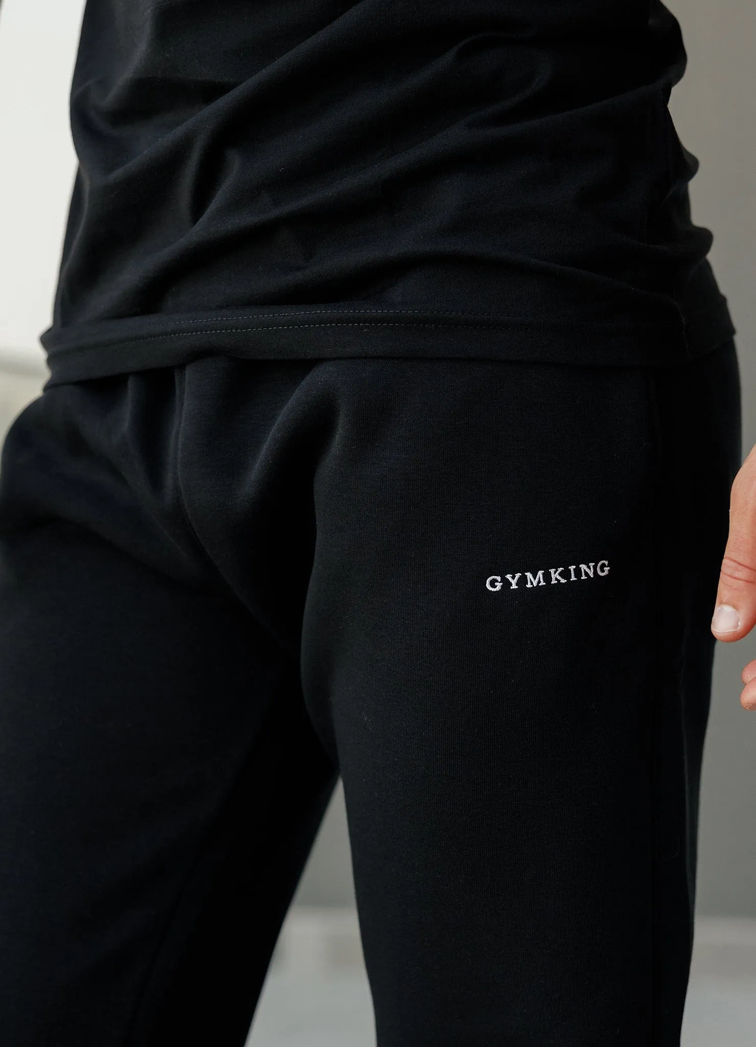 Warm Layer Gym King Fundamental Linear Jogger - Black