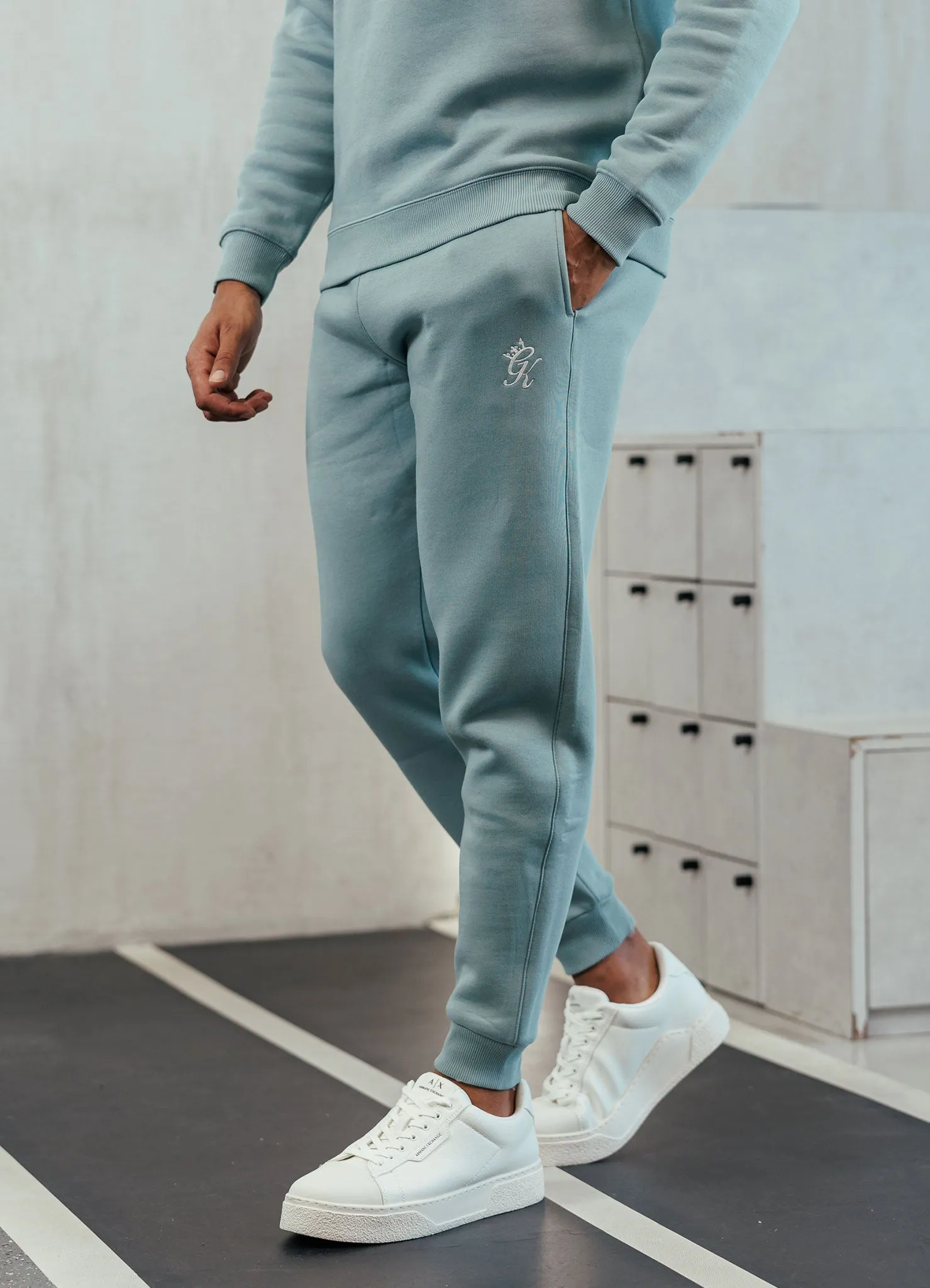 Gym King Fundamental Fleece Jogger - Smoke Easy Movement Tailored Silhouette