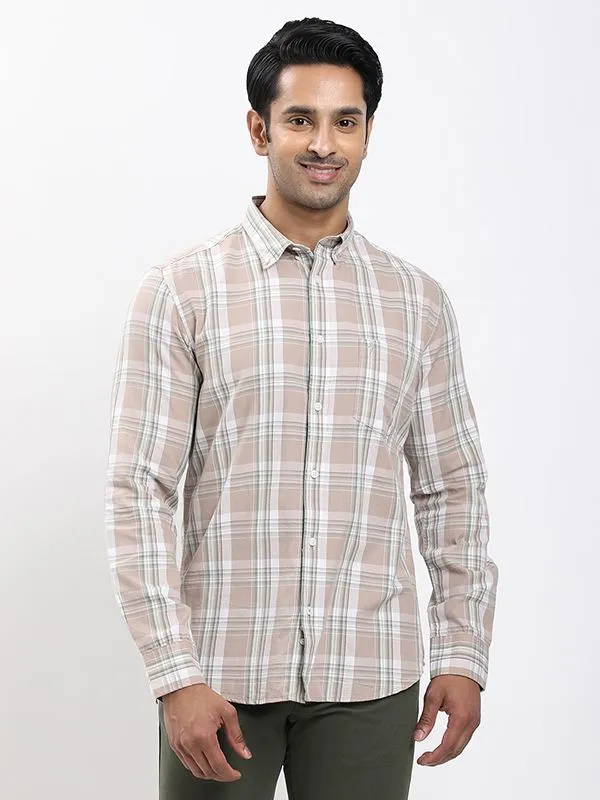 Low Profile Pocket Design Fairtrade Men Checked Full Sleeve Cotton Blend Shirt