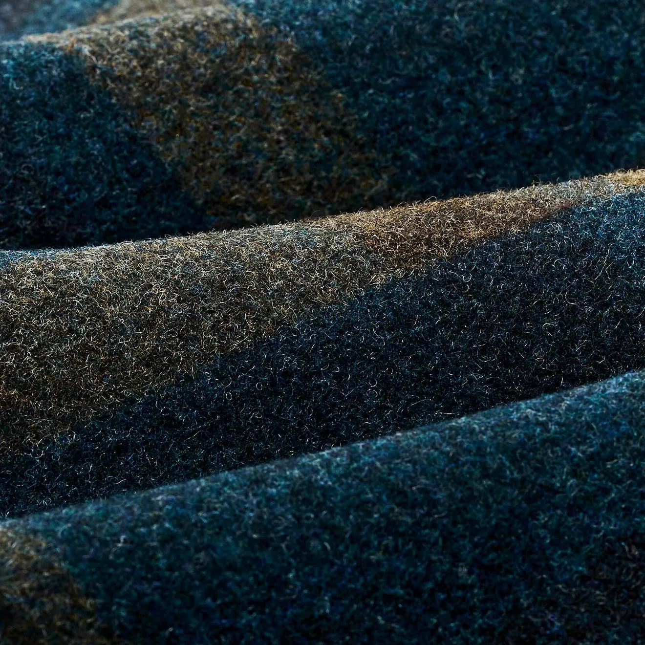 Shimmer Effect Layering Essential Filson Lined Mackinaw Jac-Shirt Teal / Ochre Plaid