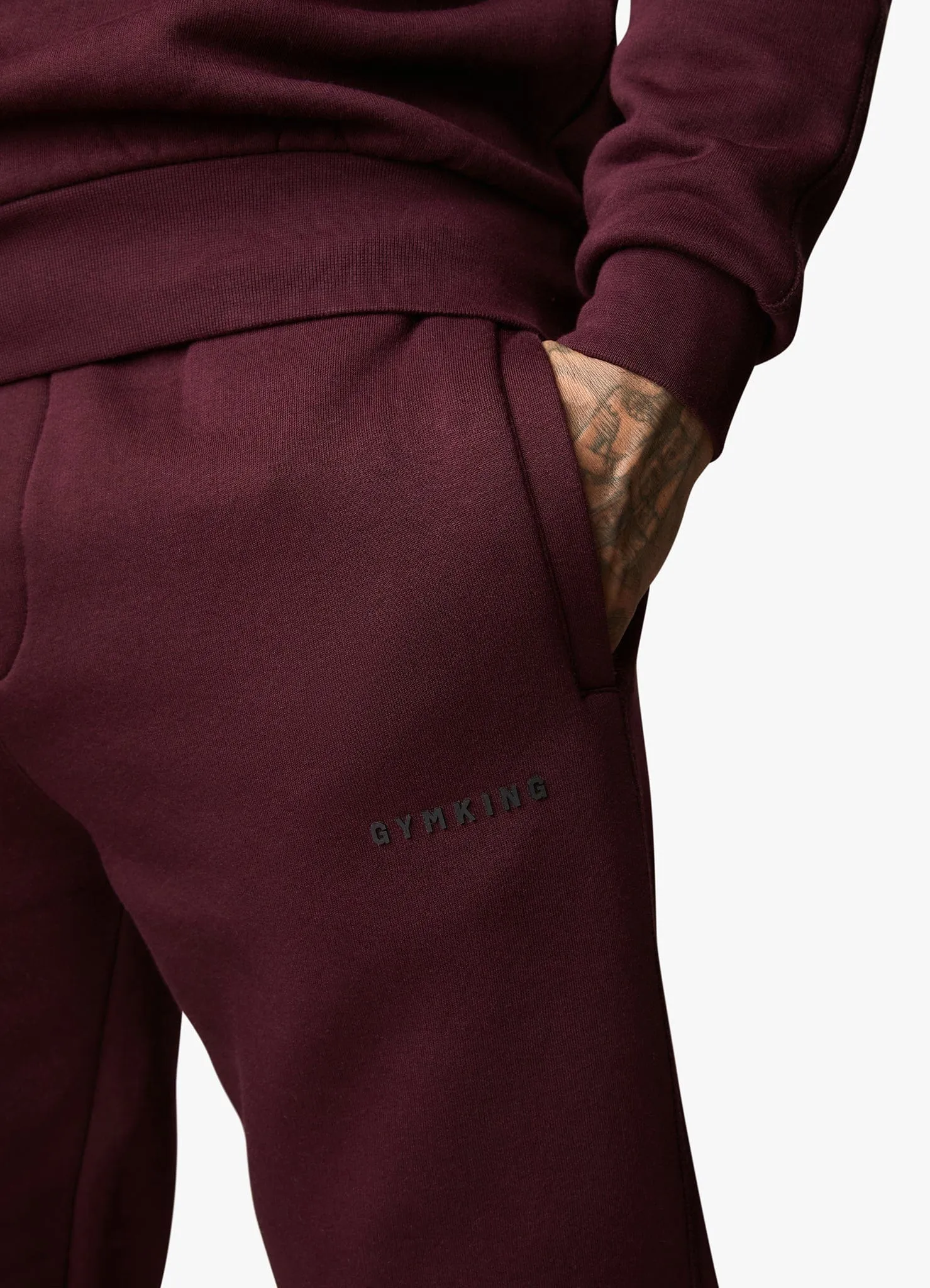 Trail Comfort Gym King Outline Print Jogger - Burgundy