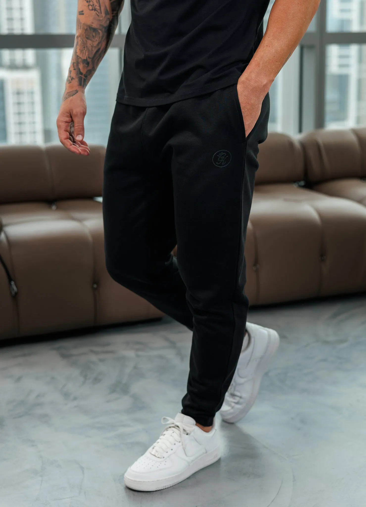 Gym King Pro V2 Jogger - Black Core Utility