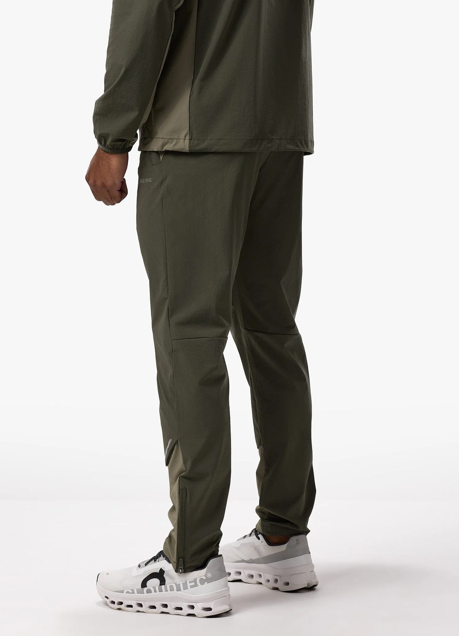 Gym King Advance Tracksuit Bottoms - Khaki Chilly Weather Fashionable Look