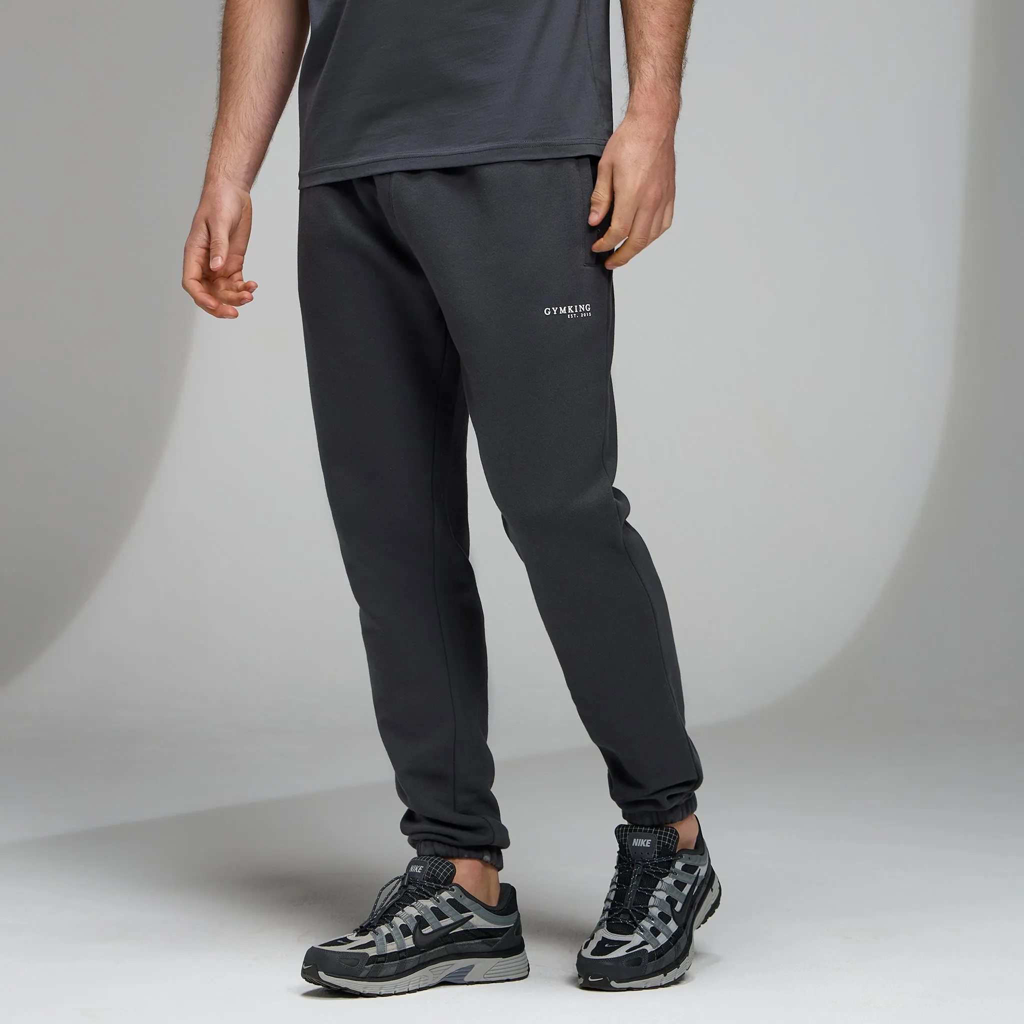 Gym King Established Relaxed Fit Jogger - Pewter/White AntiSlipGrip Flexible shape