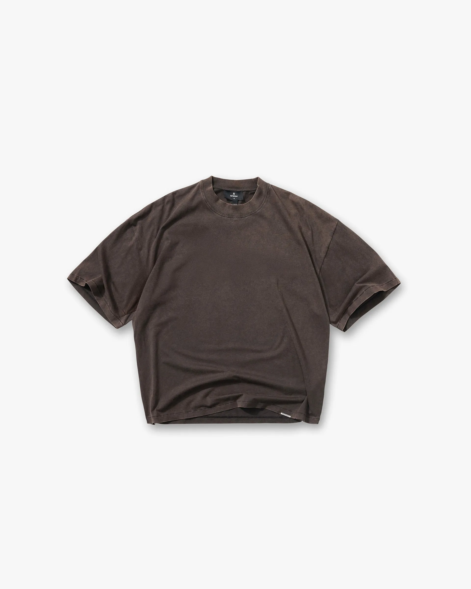 Initial Boxy T-Shirt - Coffee Tight Fit Natural Fiber Blend
