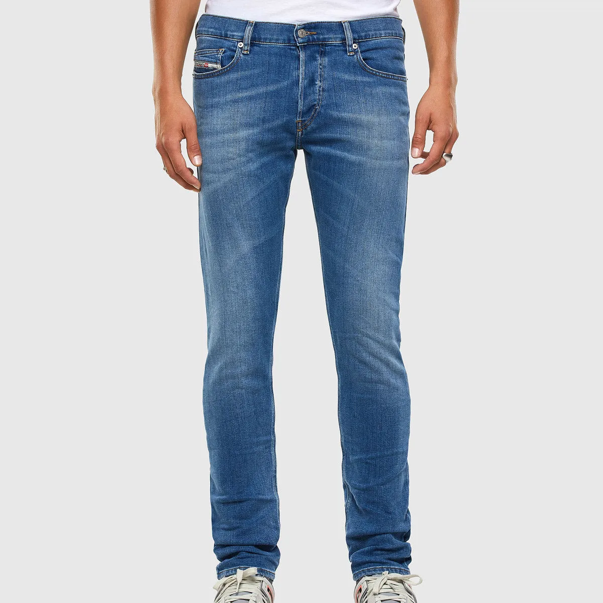 Diesel - D-Luster 009EK Slim Jeans in Light Blue Tapered leg