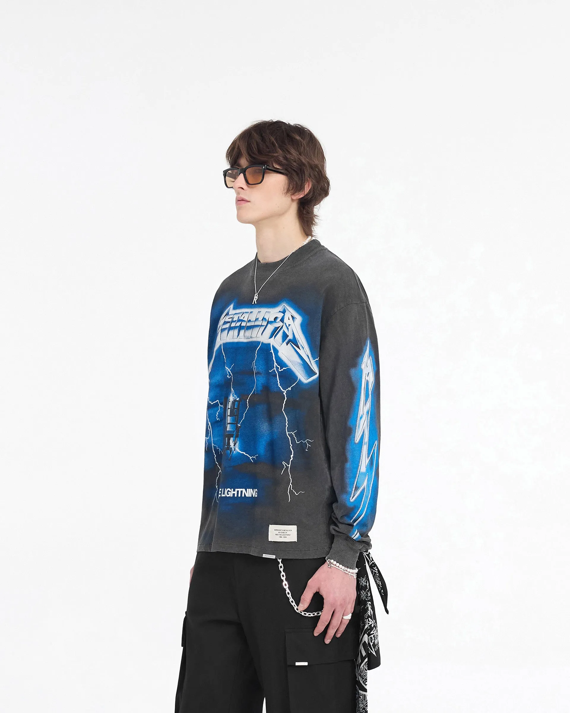 Represent X Metallica Ride The Lightning Long Sleeve T-Shirt - Vintage Grey Side Vent Design