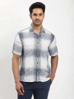 Perfect Look Trendsetting Men Checked Half Sleeve Cotton Blend Shirt
