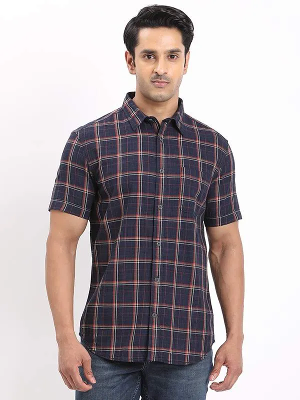 Tailored Cuffs Smooth Zipper Design Men Checked Half Sleeve Cotton Shirt
