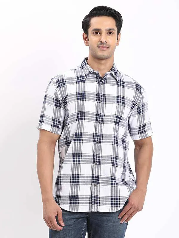 Minimalist Fit Men Checked Half Sleeve Cotton Shirt