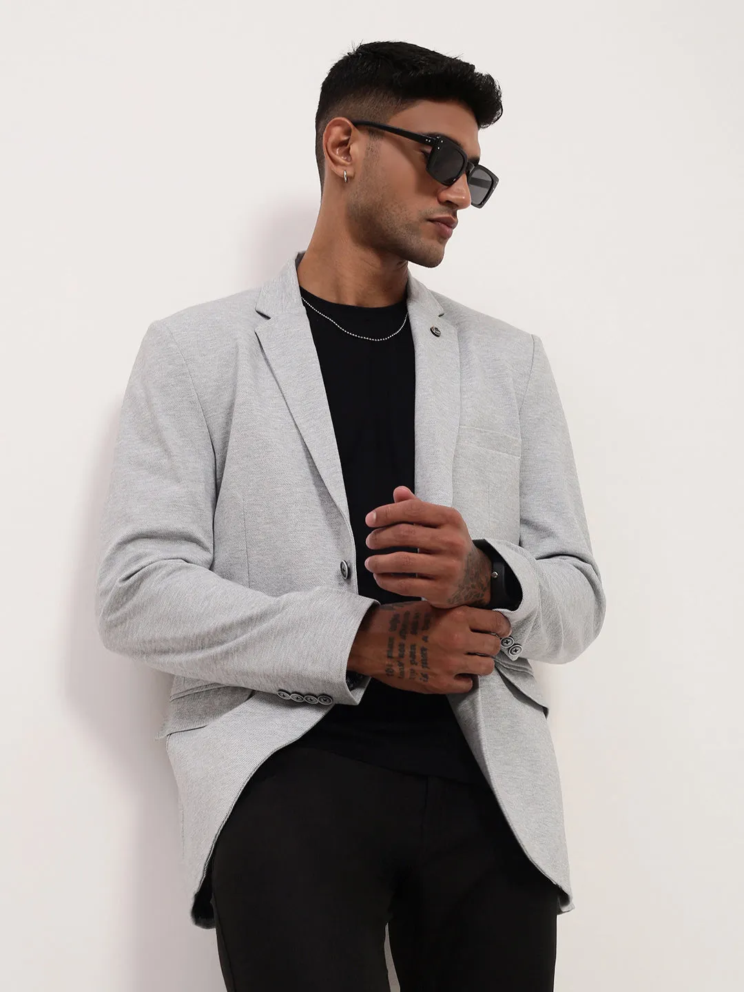 Men's Grey Single-Breasted Slim Fit Blazer with Notched Lapel Magnetic Closure Option Travel Street Style