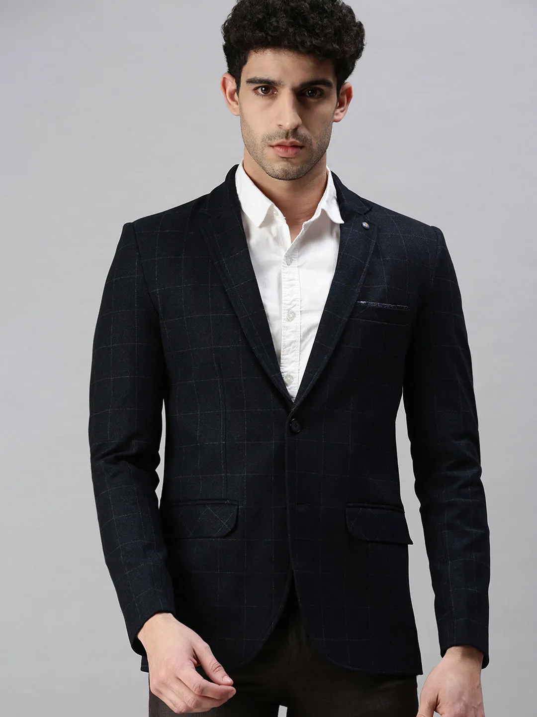 Noise Reduced Fabrics Men's Navy Blue Solid Slim-Fit Single-Breasted Formal Blazers