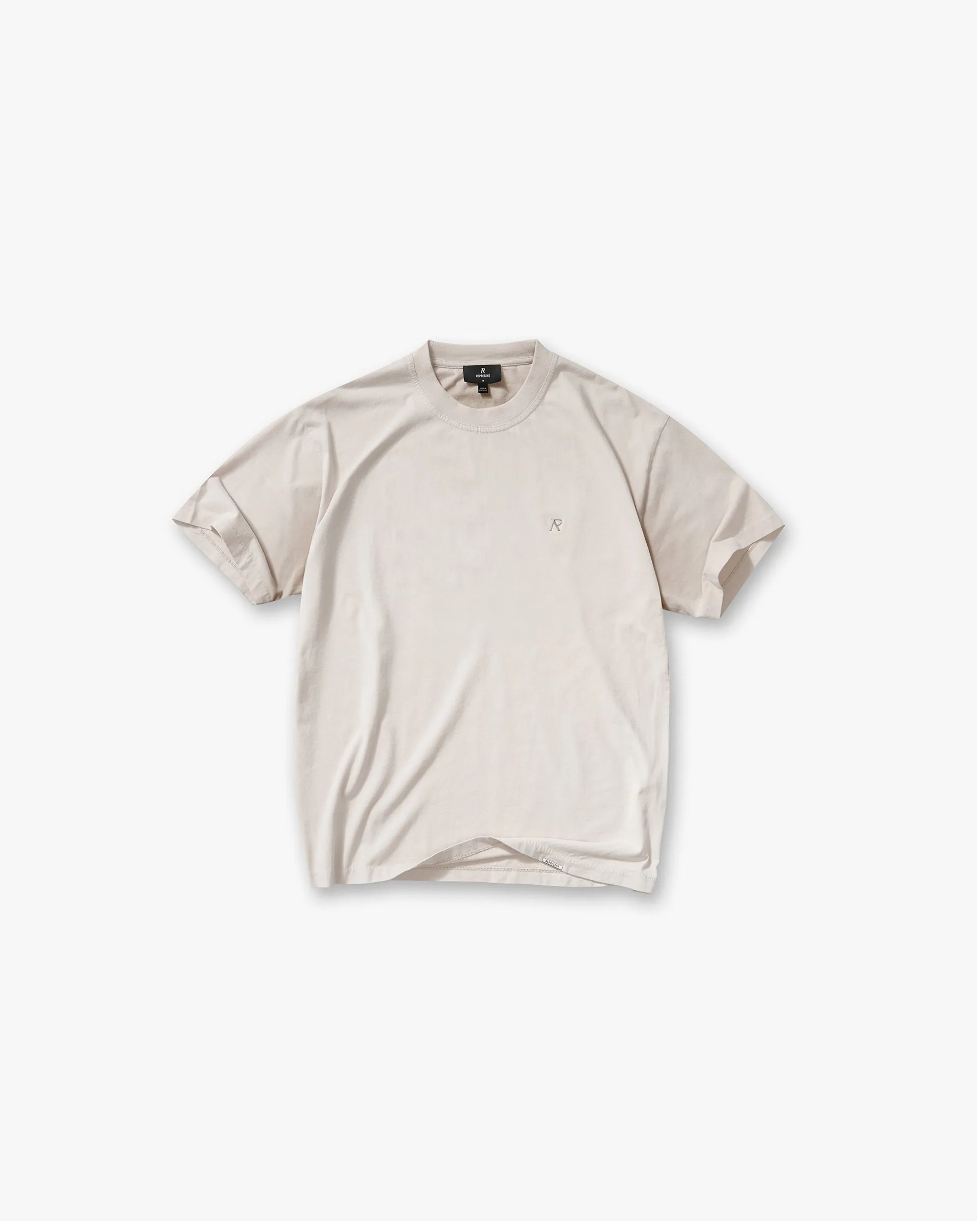 Versatile Comfort Style Non-toxic Metal Initial R T-Shirt - Concrete