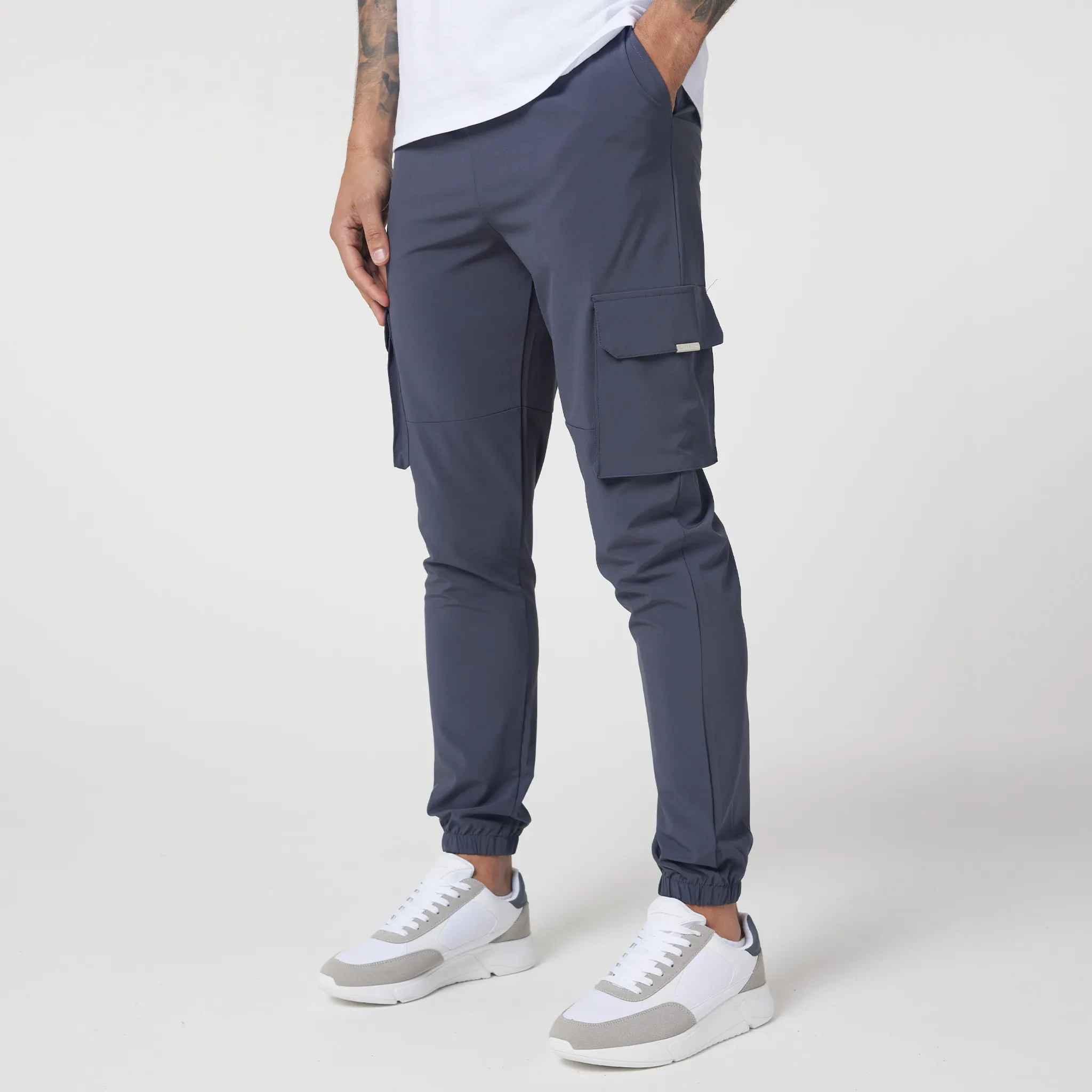 Tech Cuffed Cargo Pant | Charcoal Active Comfort Fit