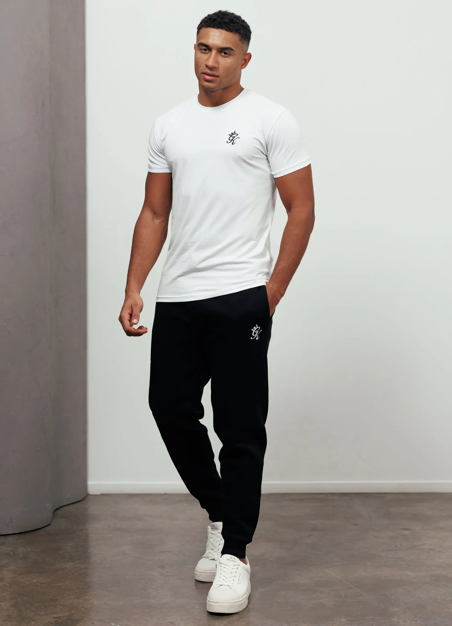 Gym King Fundamental Fleece Jogger - Black Breathable layers Sustainable Fabric