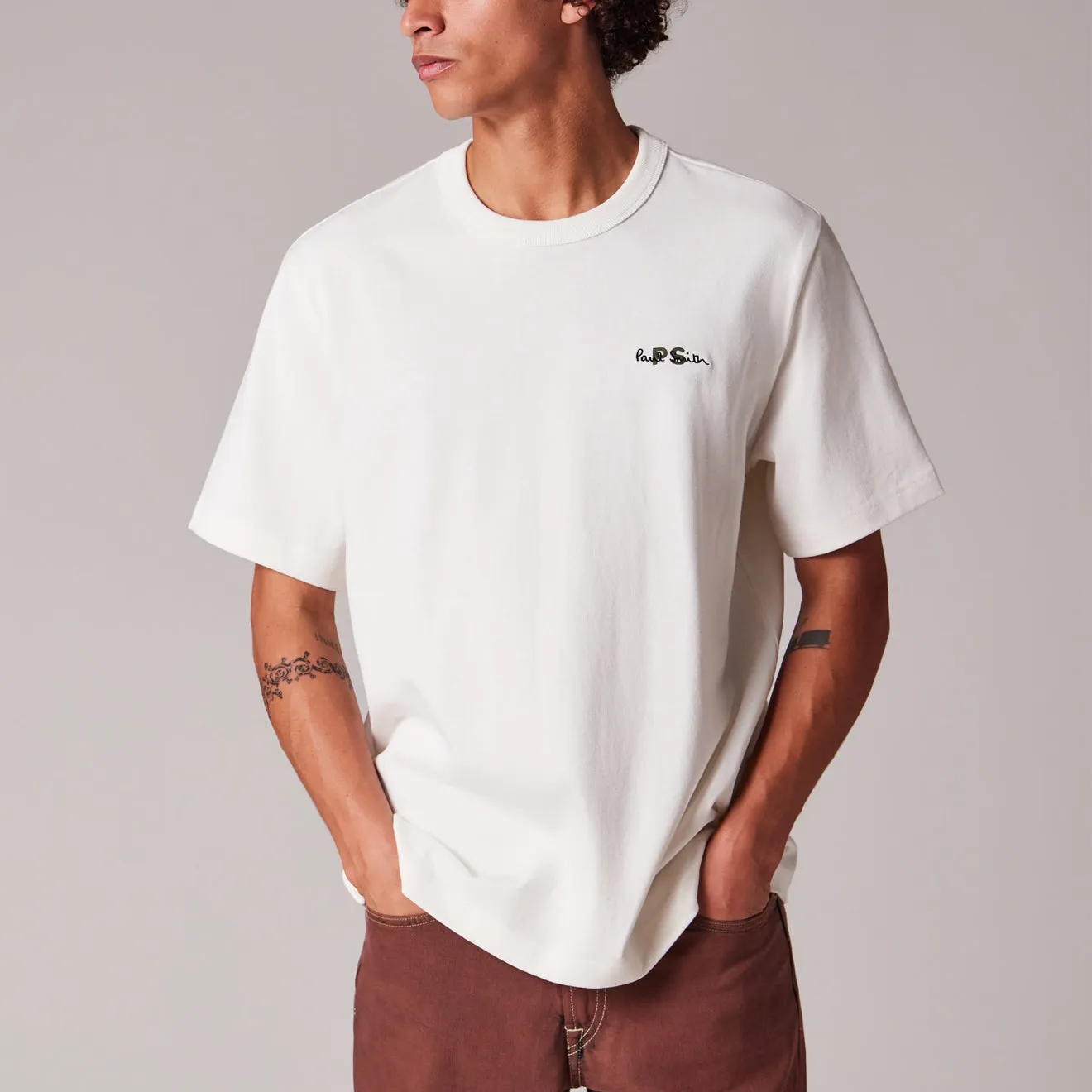 Paul Smith Logo Embroidery Cotton T-Shirt Ecru easygoing look