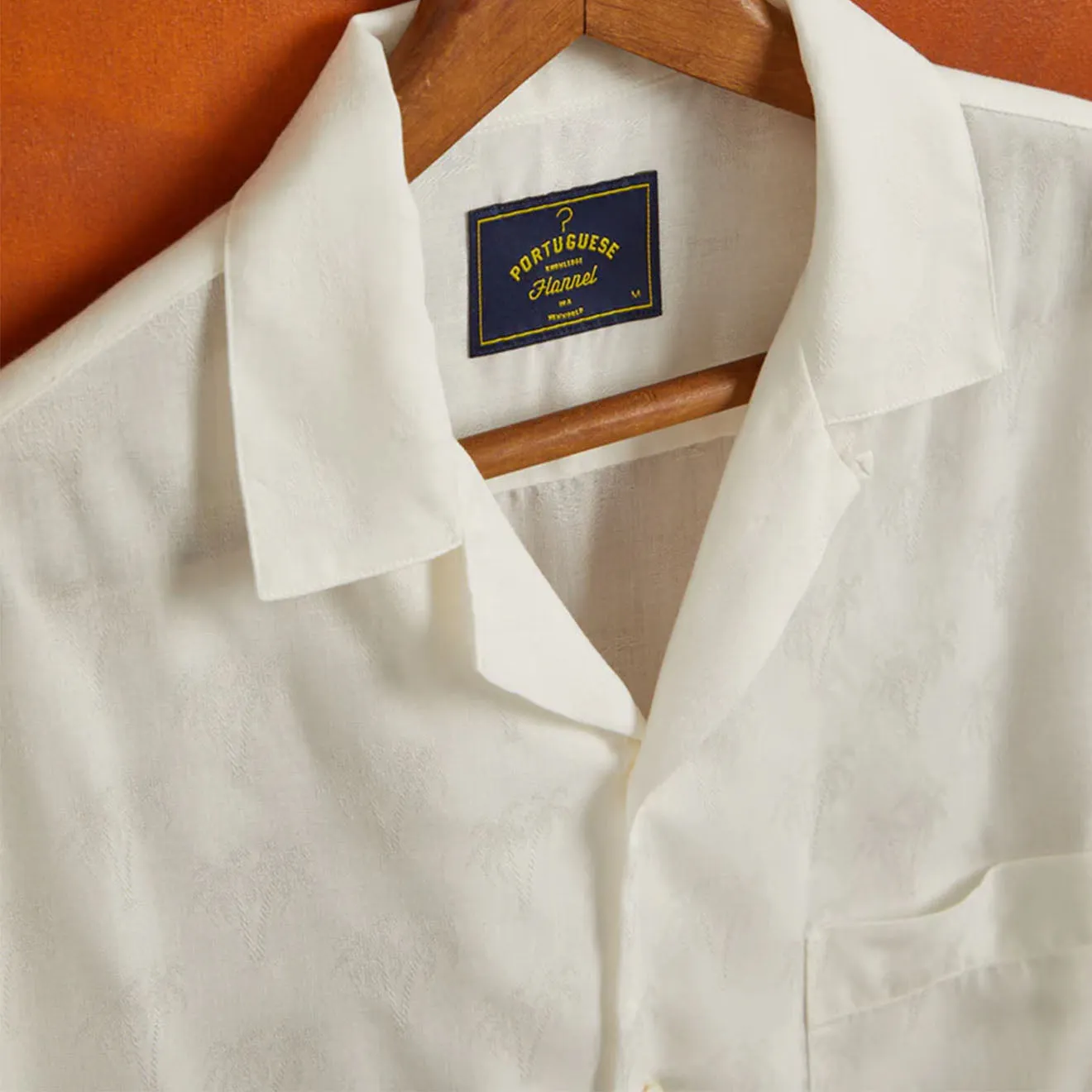 Portuguese Flannel S/S Camp Shirt Modal Jacquard Palm Tree White Athletic Cut Creative Professional