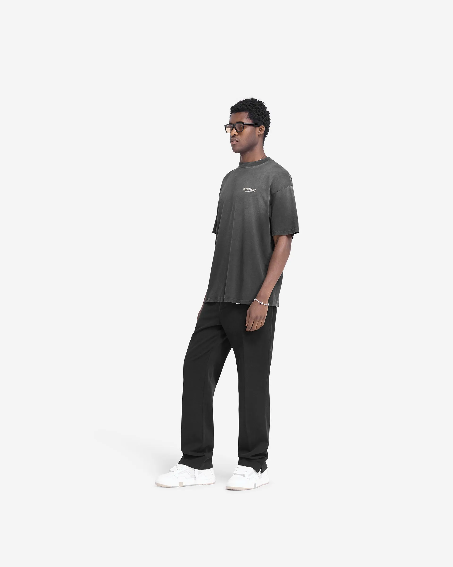 Represent Owners Club T-Shirt - Aged Black UV protection layer