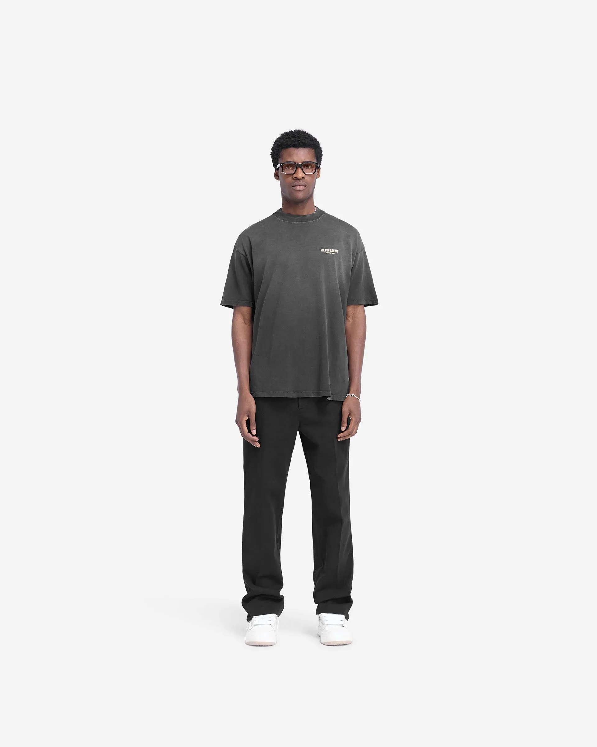 Adaptable Running Gear Represent Owners Club T-Shirt - Aged Black