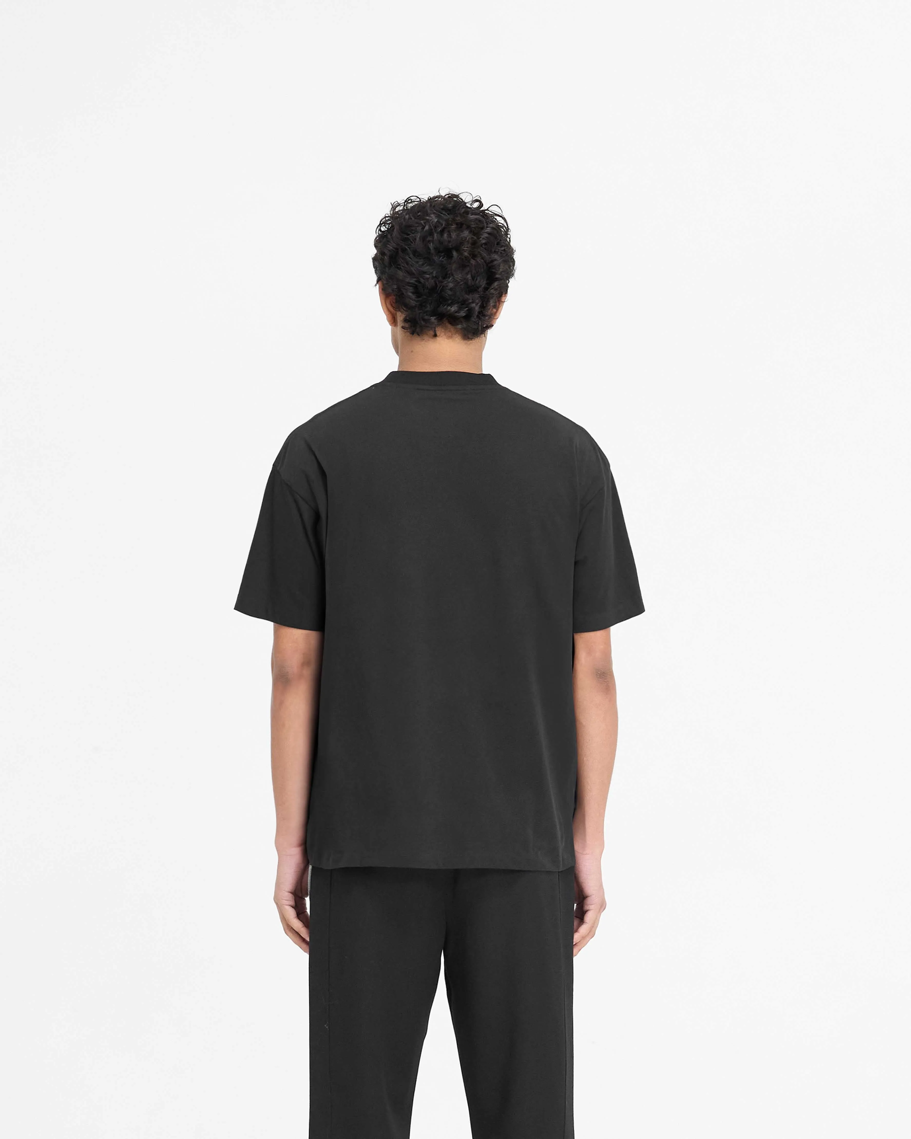 Script Logo T-Shirt - Black Minimal Look Seam Free Edging