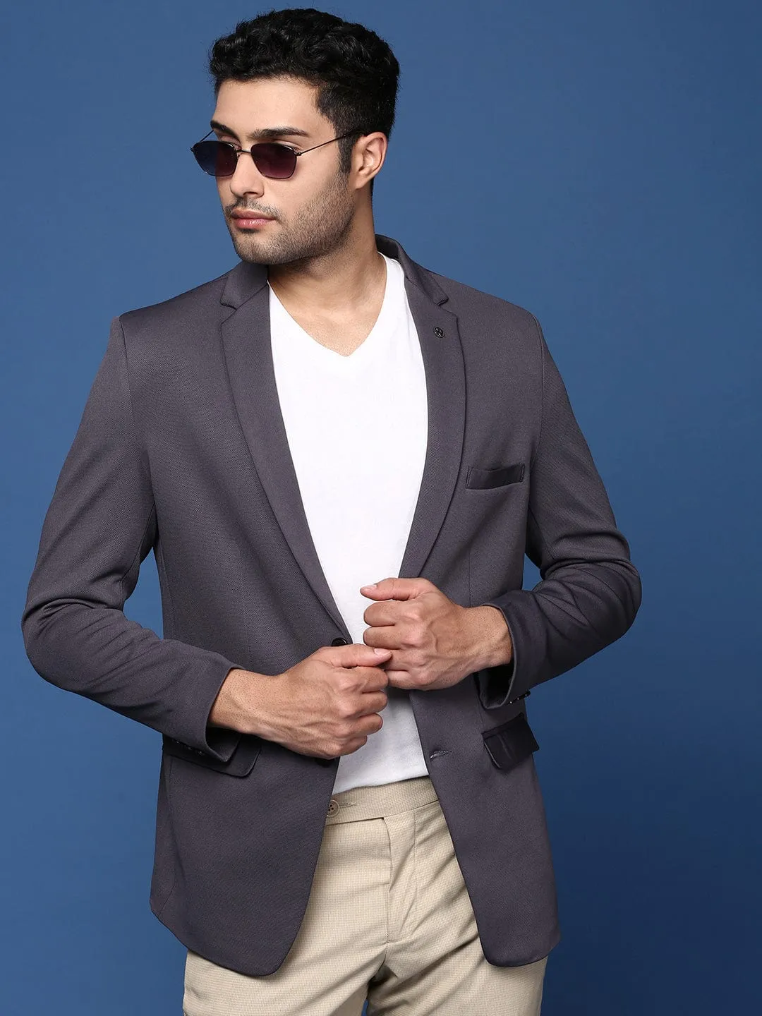 Sleek Layer Fit Men's Charcoal Single Breasted Formal Blazer