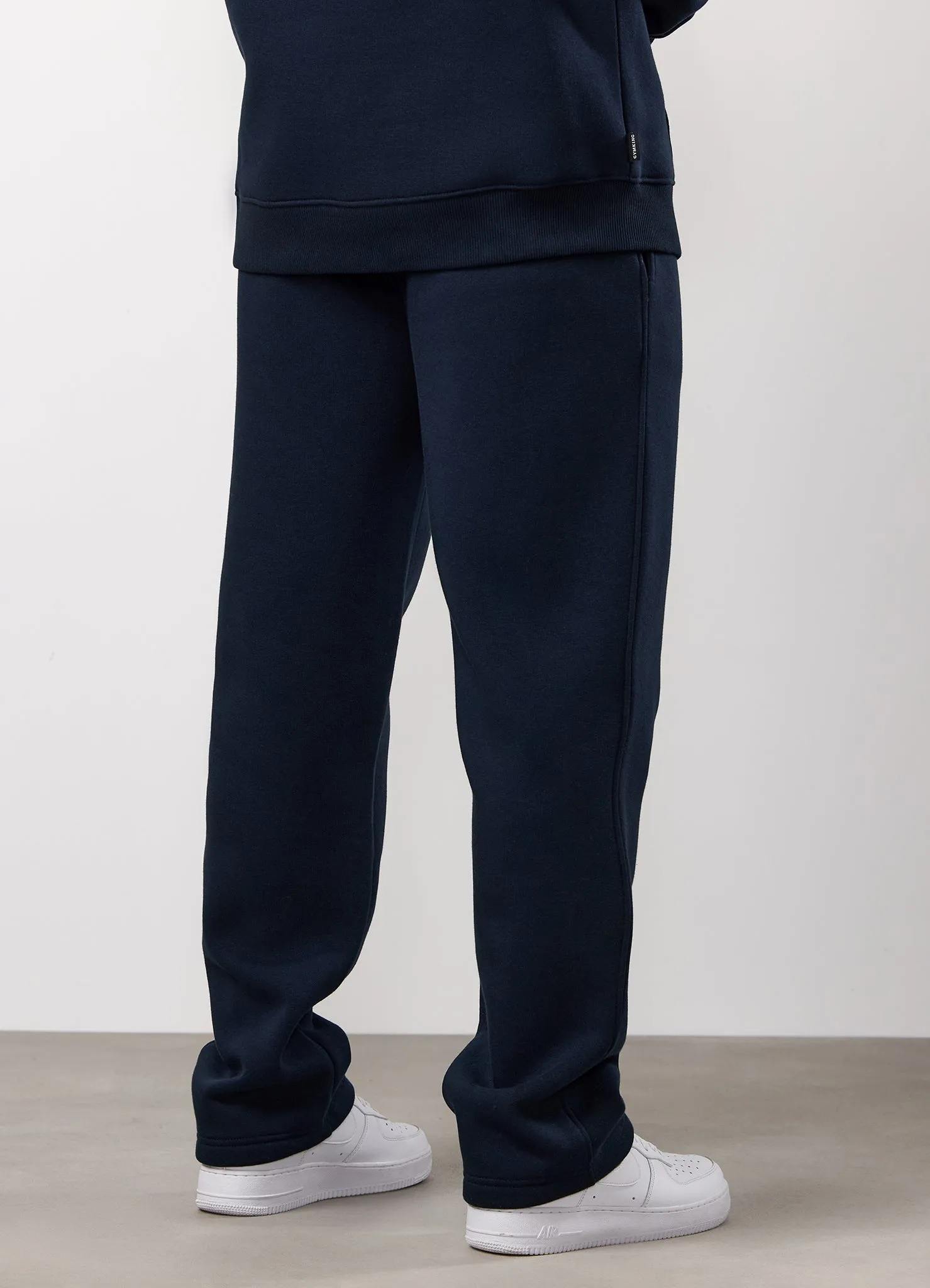 Practical Look NonRestrictiveFit Gym King Fundamental Linear Straight Leg Jogger - Navy