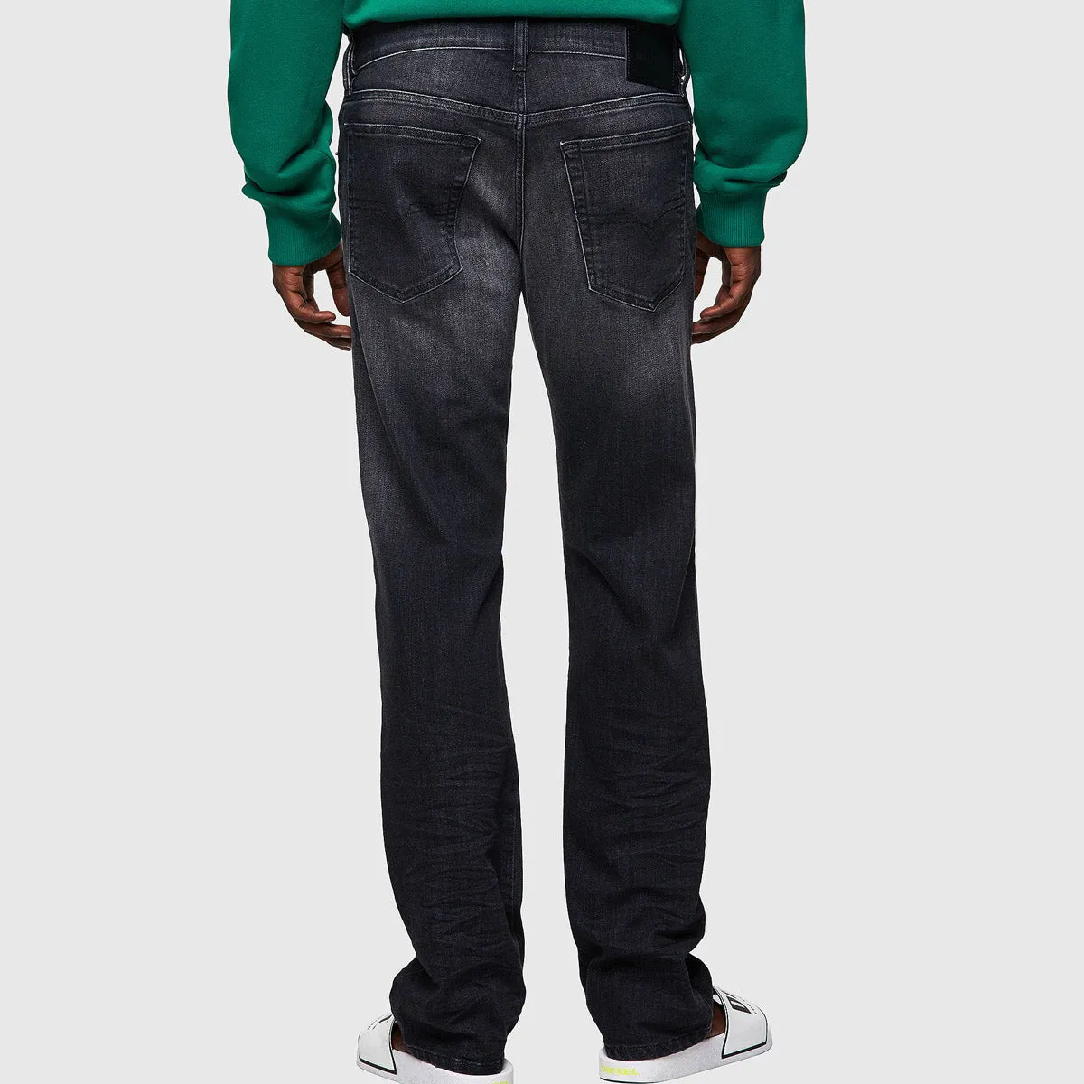 Light Outfit Straight Leg Design Diesel - D-Mihtry 009EN Straight Jeans in Grey