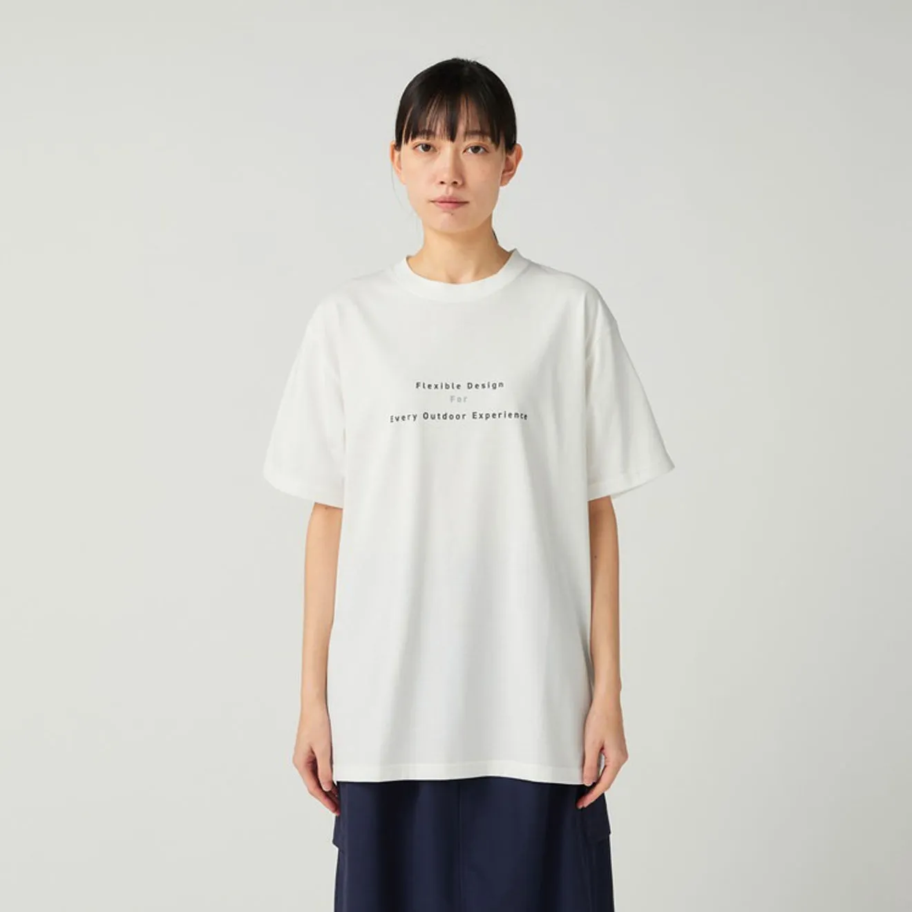 Modern Comfort Style Cozy Design Fit Snow Peak Back Printed Logo T-Shirt Off White